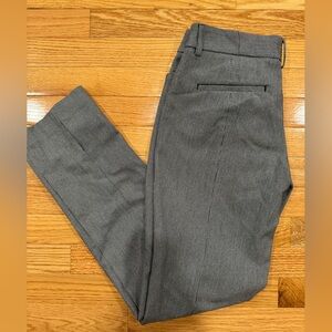 Express Editor Slim Low Rise Pant; Size 6R